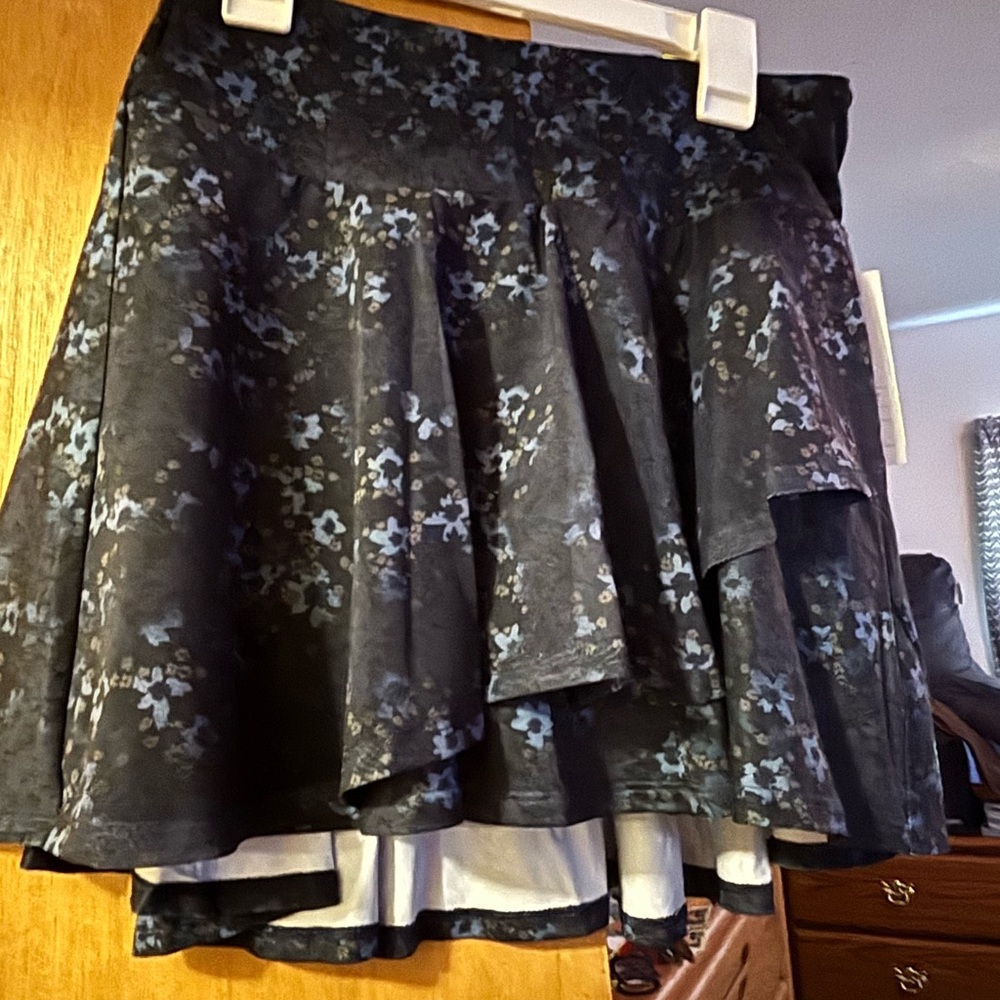 Black and Blue girls knit skort